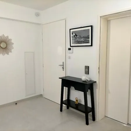 Vue époustouflante Village à Pied Hyères